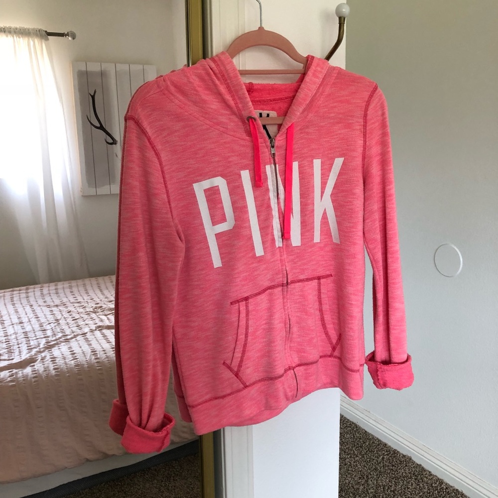 VS pink sweatshirt